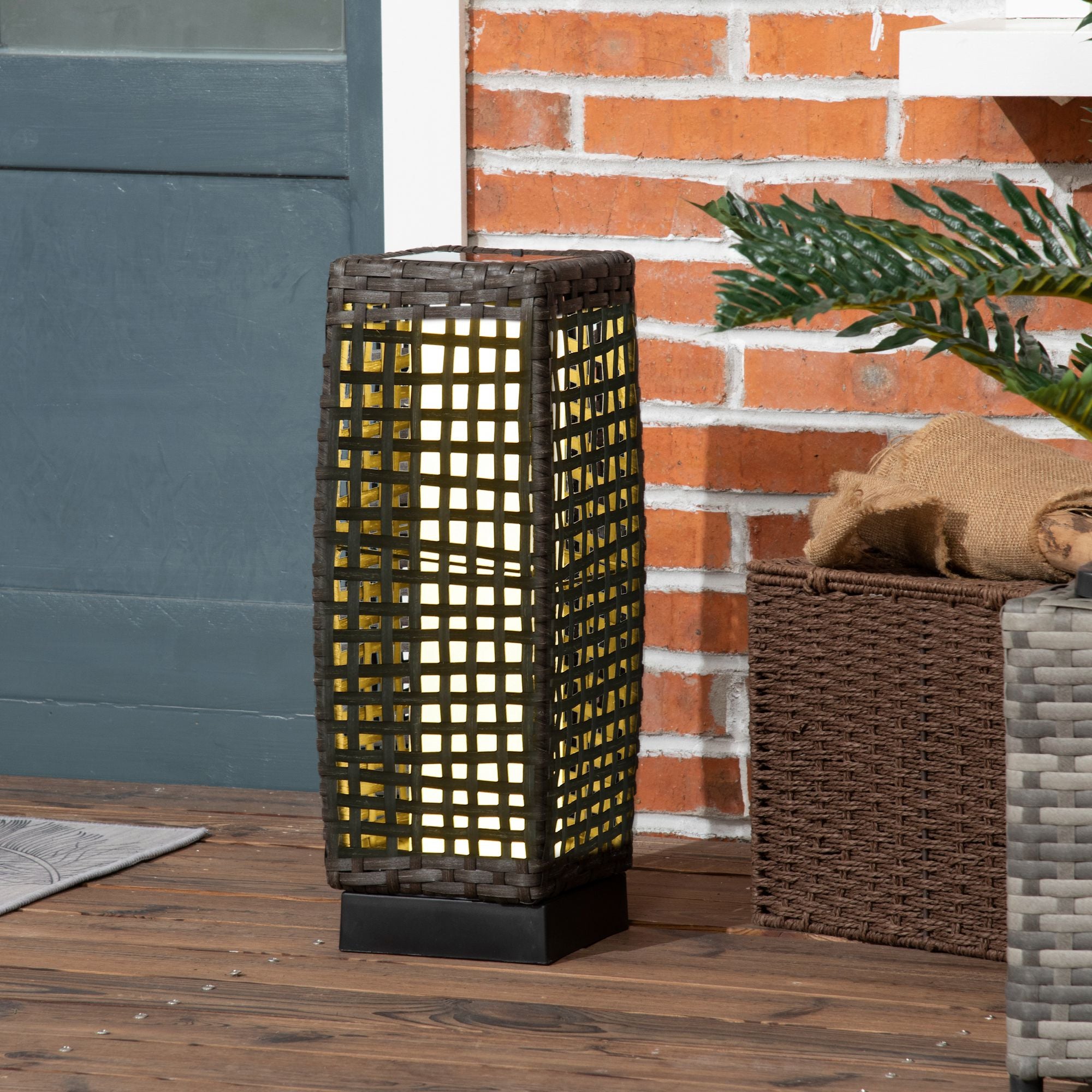Outsunny Outdoor Rattan Solar Lantern, Brushed PE Wicker Patio Garden Lantern wtih Auto On/Off Solar Powered LED Lights for Indoor & Outdoor Use Grey